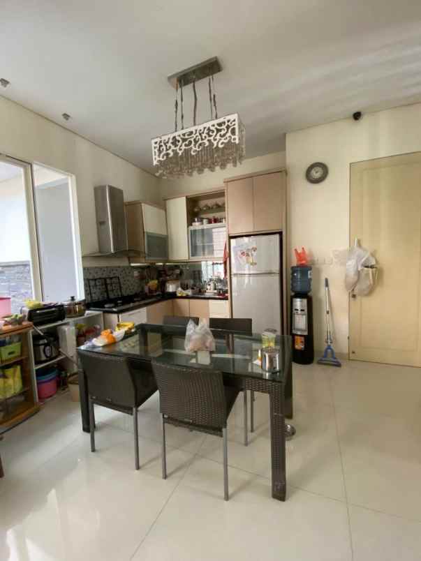 rumah san diego pakuwon city strategis minimalis