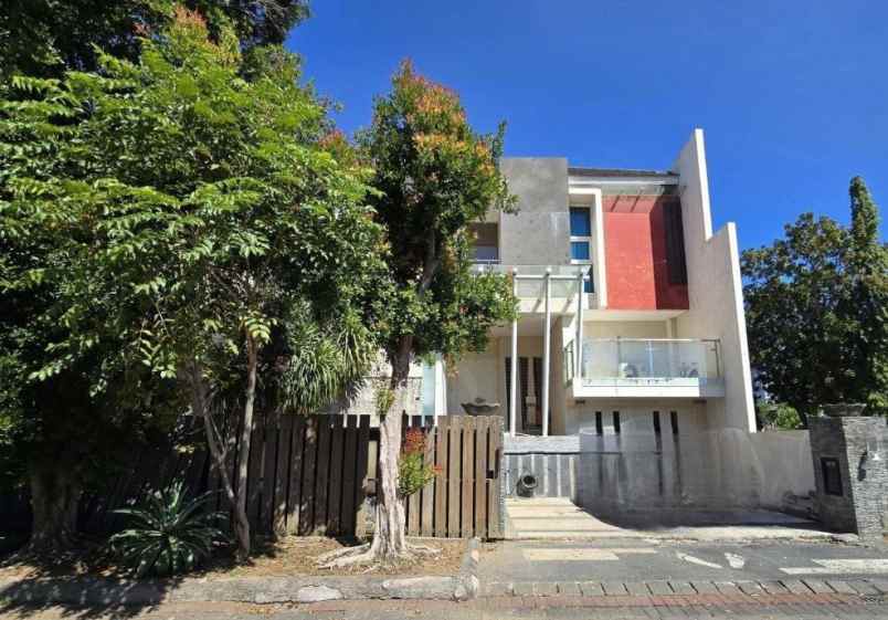 rumah san diego pakuwon city strategis minimalis