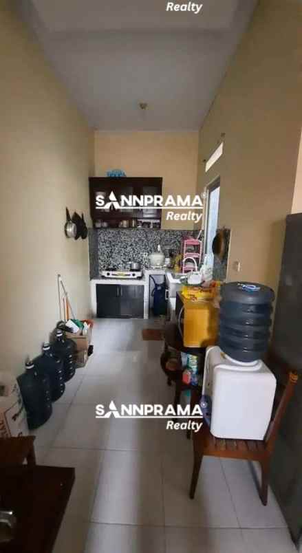 rumah second 2 lantai strategis di depok utara