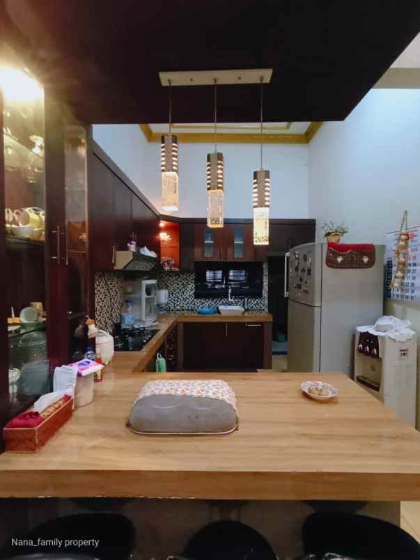 rumah second bagus dekat ke permata hijau jaksel