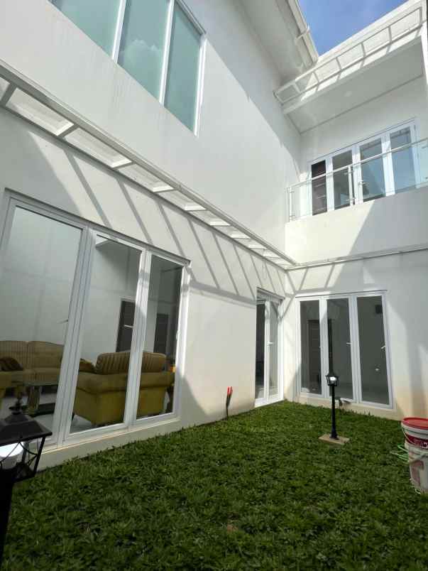 rumah second dalam komplek cipinang indah 1 jaktim