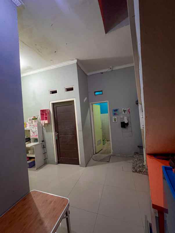 rumah second di perumahan bintara jaya village bekasi