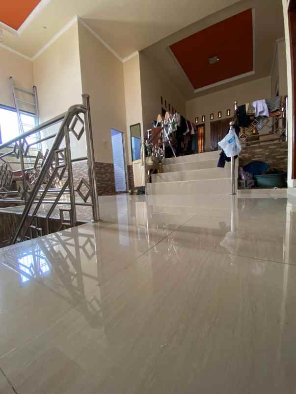 rumah second luas 6 kt 3 km serang