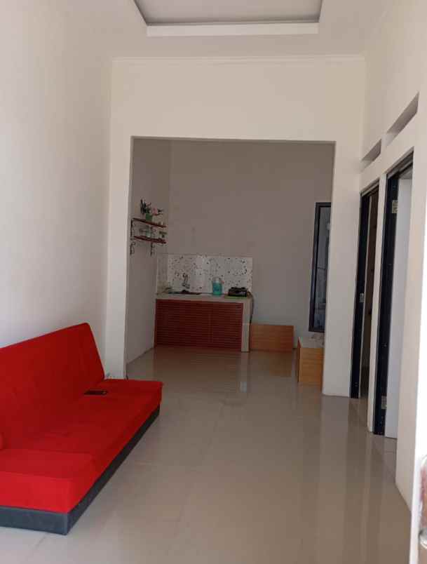 rumah second minimalis dalam cluster di bedahan depok