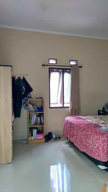 rumah second sangat terawat di tanjungsari antapani