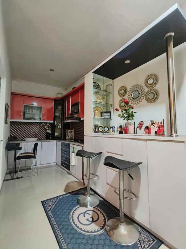 rumah second terawat dalam cluster di kalisari jaktim