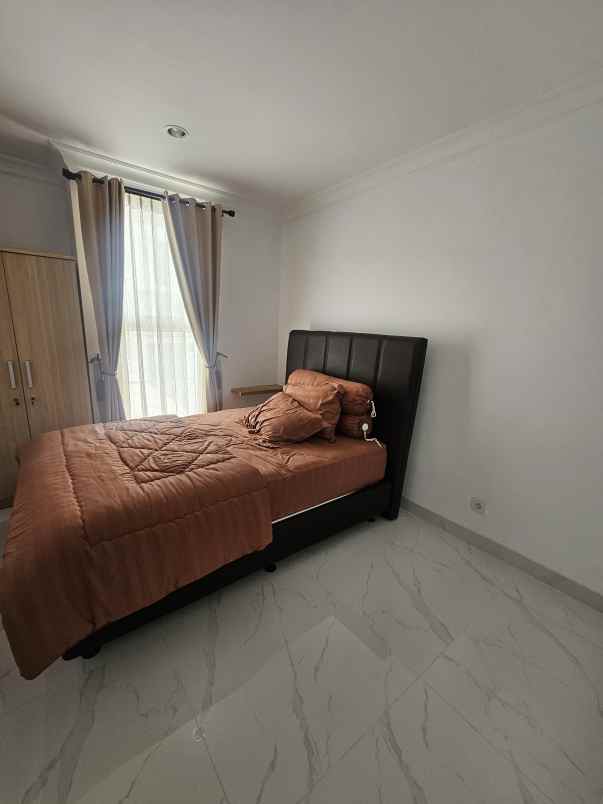 rumah sewa summarecon bogor cluster aghatis