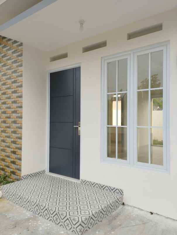 rumah shm strategis 5 menit ke bsb manyaran semarang