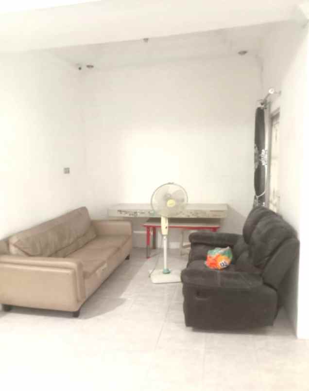 rumah siap huni 9x13 121m type 2kt medan satria bekasi