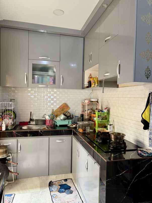 rumah siap huni cluster aralia harapan indah bekasi