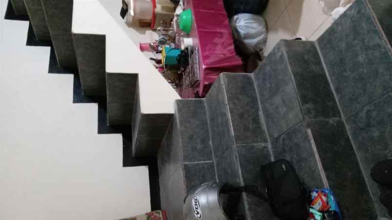 rumah siap huni di komplek margaasih kabupaten bandung