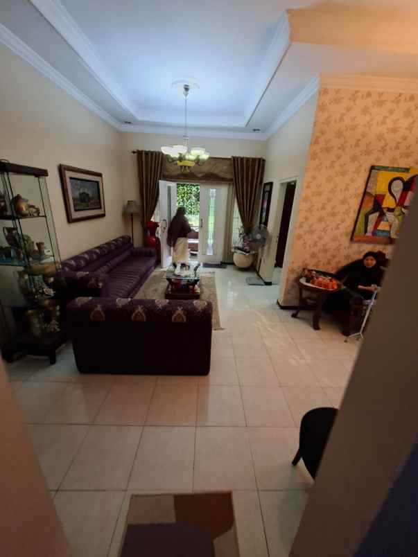 rumah siap huni lokasi di soekarno hatta malang