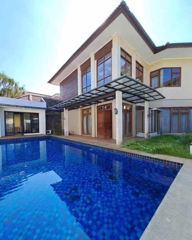sewa rumah cluster mewah diarea kemang