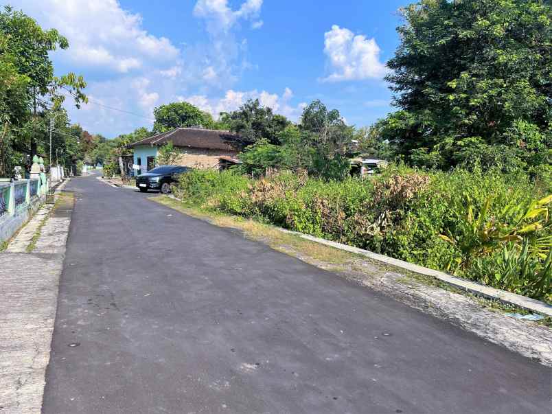tanah karanganyar kota 995m 600jt datar