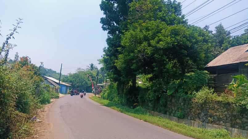 tanah pinggir jalan raya mijen gunungpati semarang