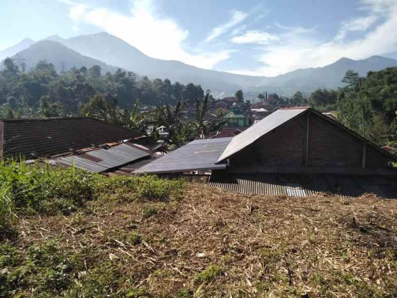 tanah tawangmangu karanganyar