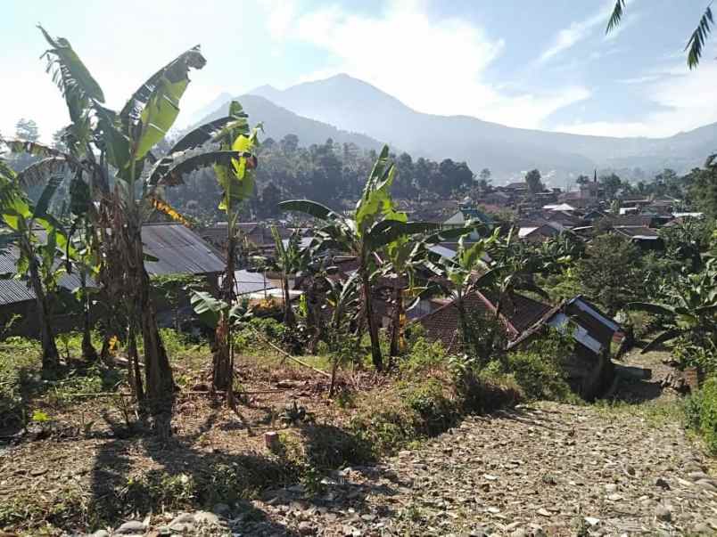 tanah tawangmangu karanganyar