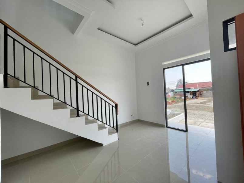 tangsel 600 jutaan 2 lantai harga termurah