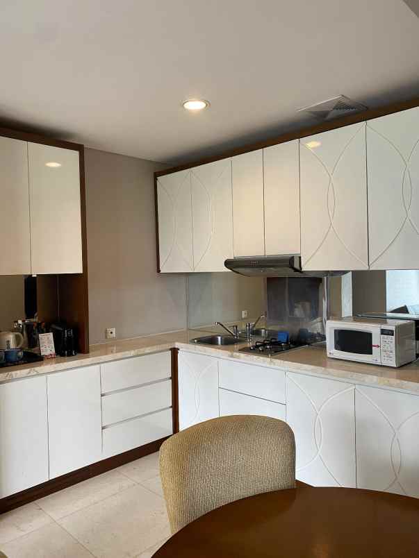 the grove suites mewah nyaman