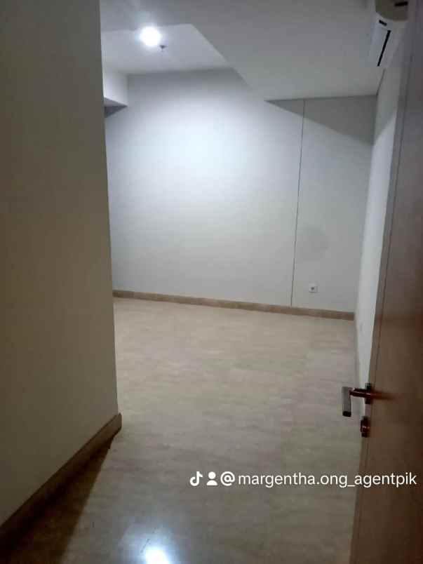 apartemen gold coast pik tower bahama sea view