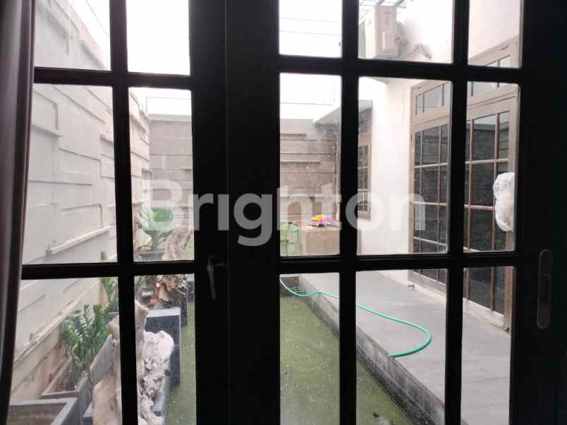 dharmahusada indah strg furnish marmer