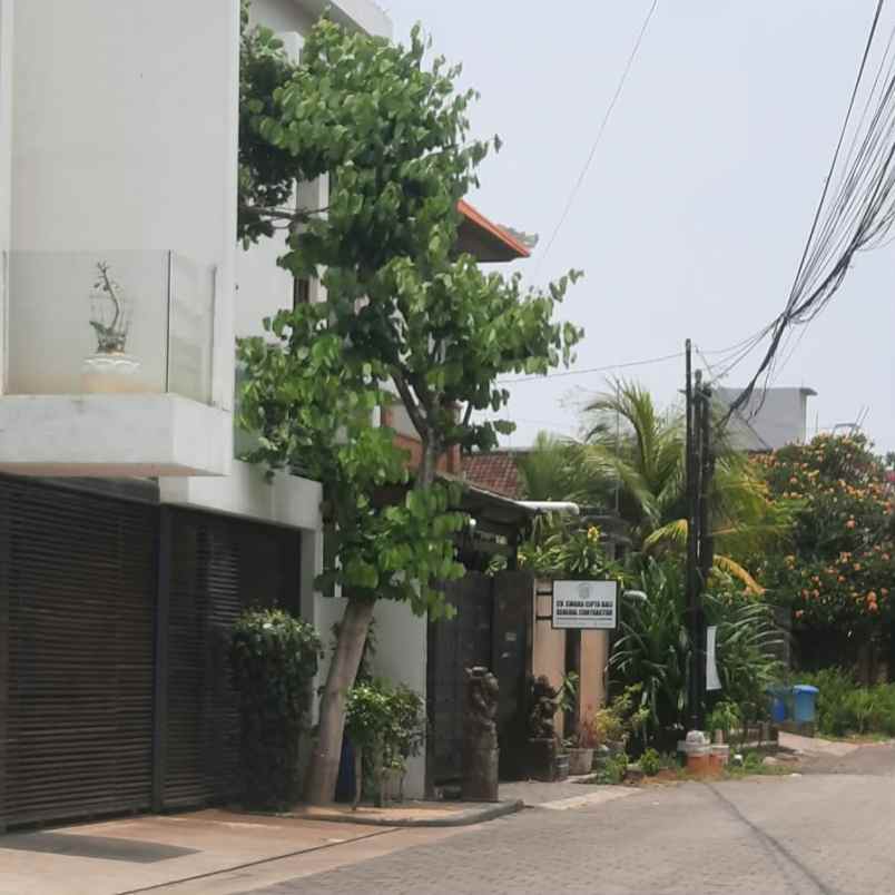 dijual 2 are jl tukad badung xiii renon denpasar