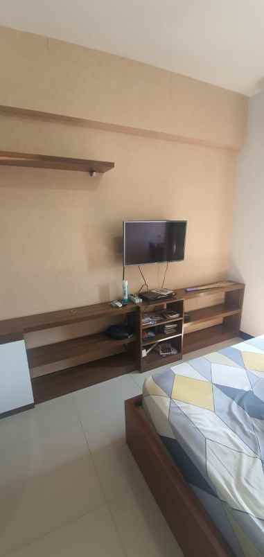 dijual apartemen amega crown residence