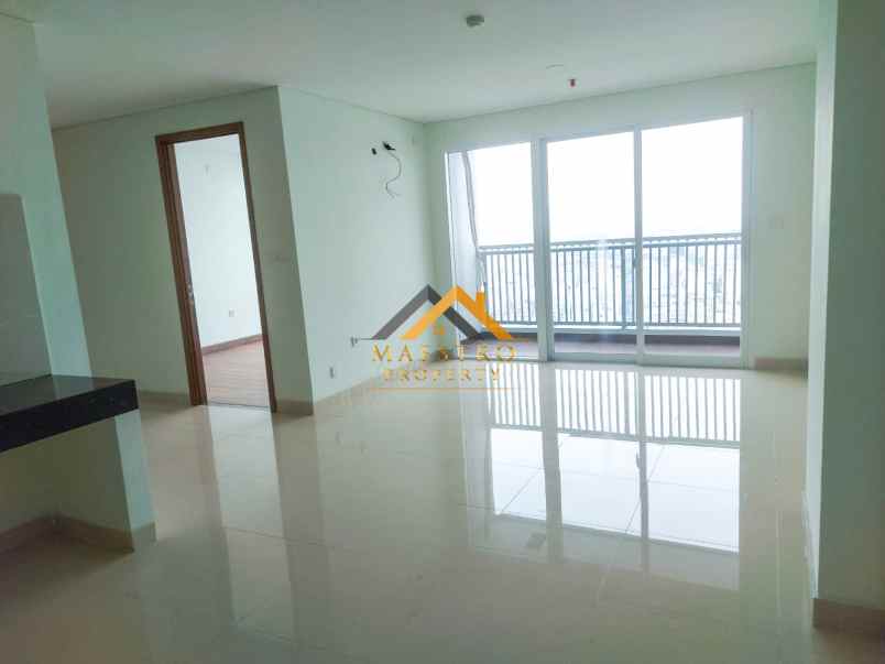 dijual apartemen the reiz condo jalan