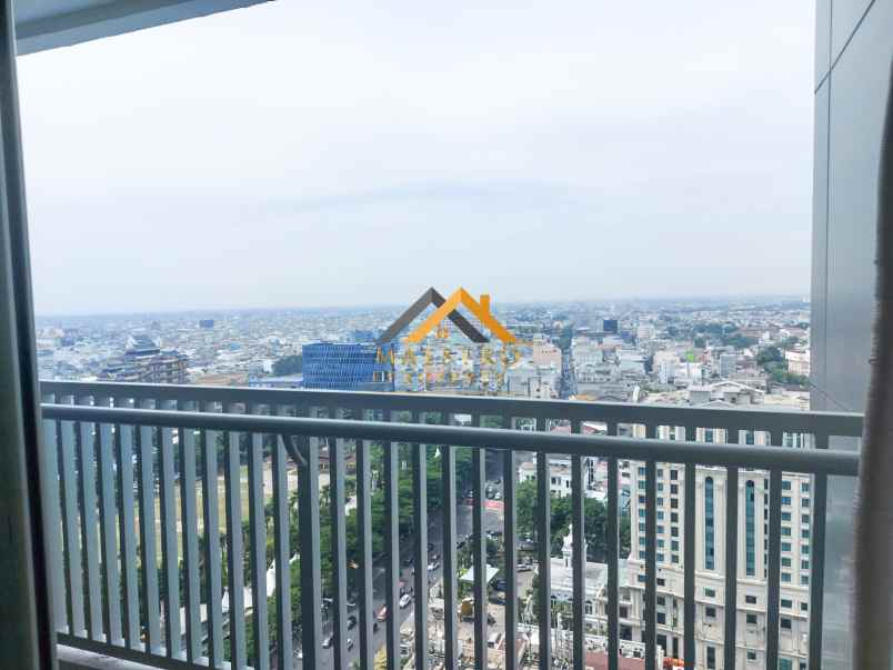 dijual apartemen the reiz condo jalan