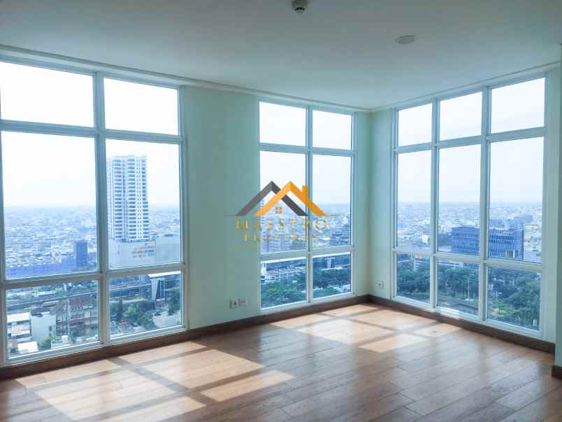 dijual apartemen the reiz condo jalan