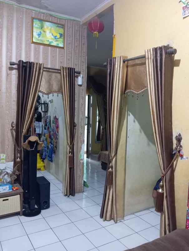 dijual cepat rumah