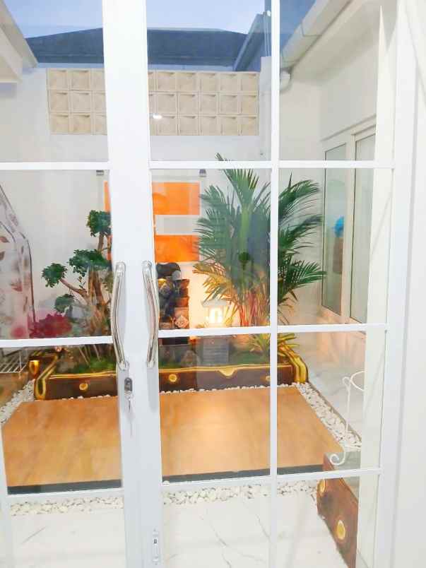 dijual cepat rumah di boulevard cibubur country