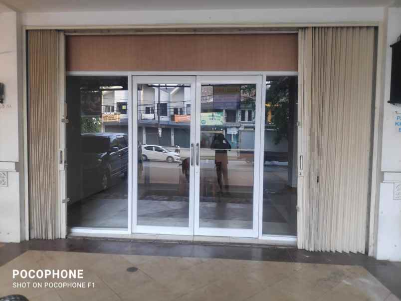 dijual disewa ruko 2 5lantai di harapan indah