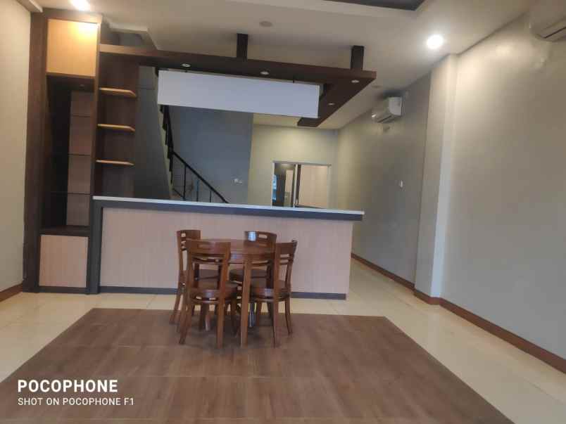 dijual disewa ruko 2 5lantai di harapan indah