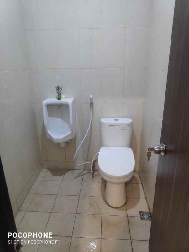 dijual disewa ruko 2 5lantai di harapan indah