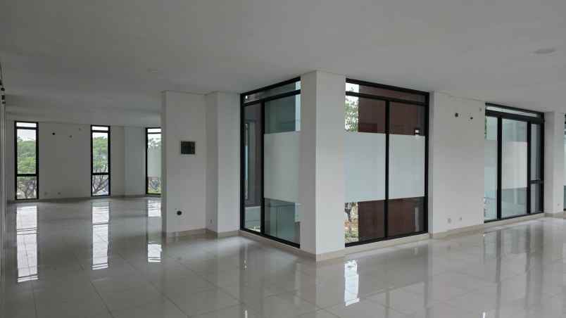 dijual gedung iconic the zora bsd city