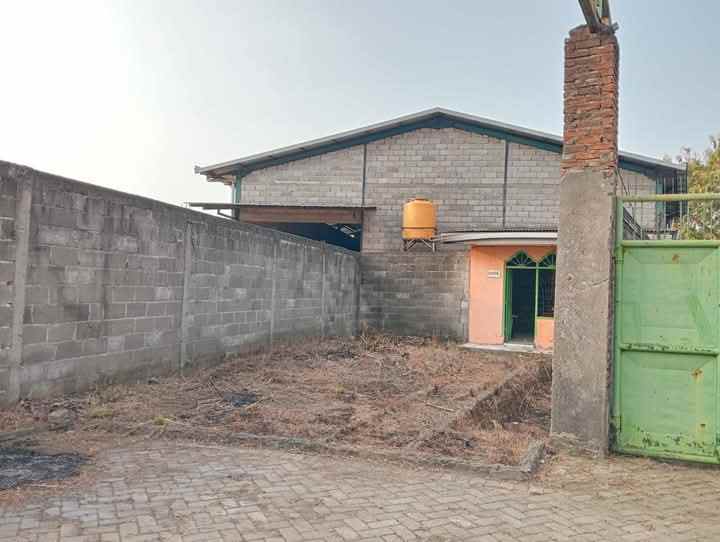 dijual gudang siap operasi ngoro