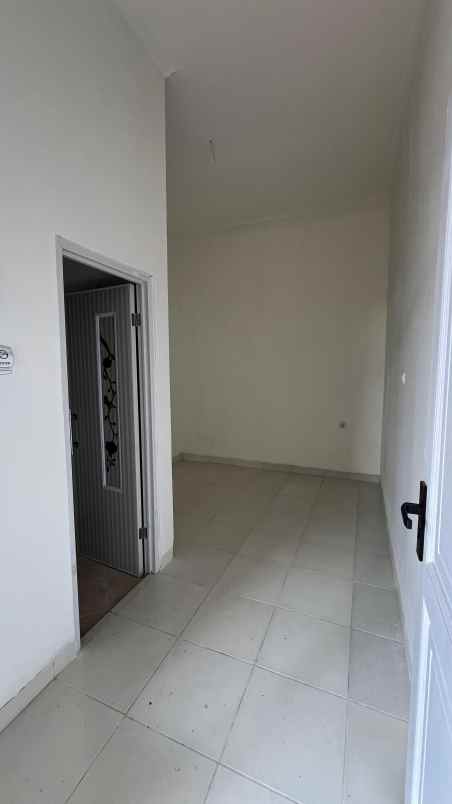 dijual kost balungbang jaya