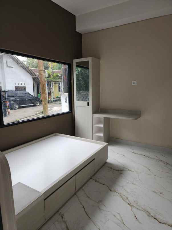 dijual kost bulusan sardonoharjo