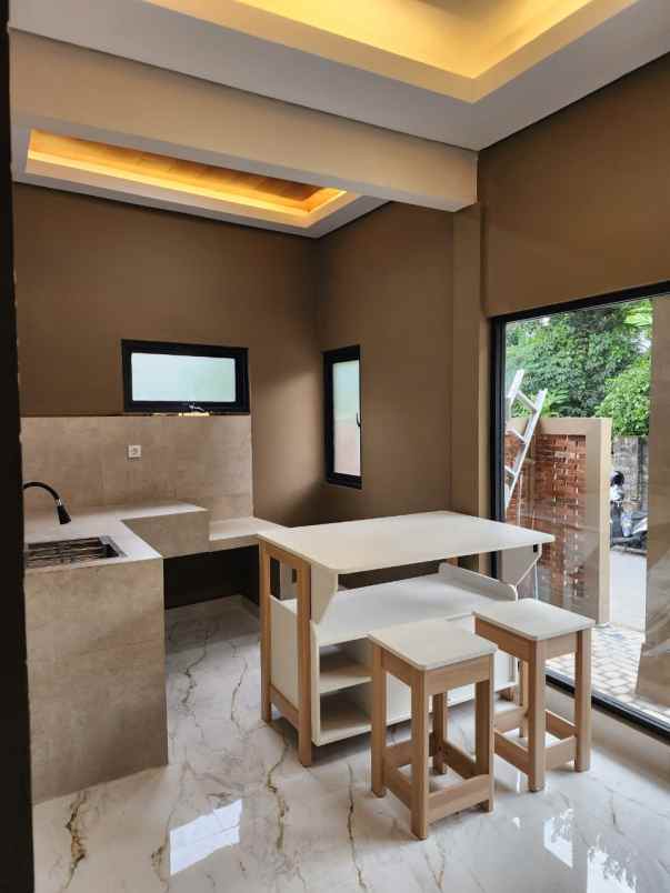 dijual kost bulusan sardonoharjo