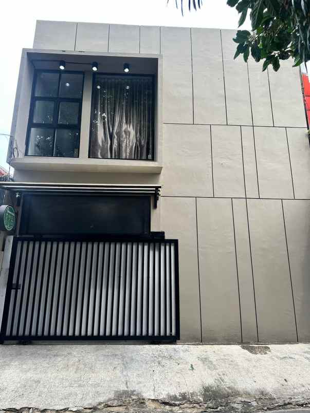 dijual kost jatinegara kaum