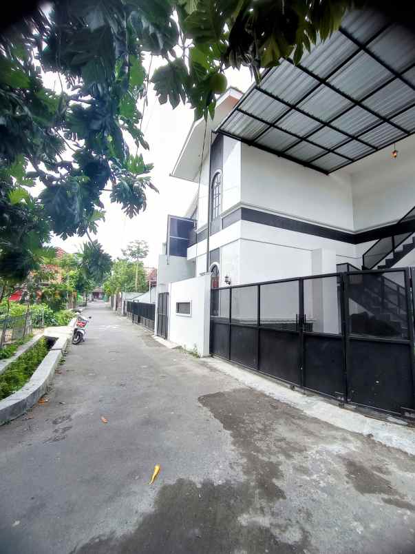 dijual kost kaliurang km 14