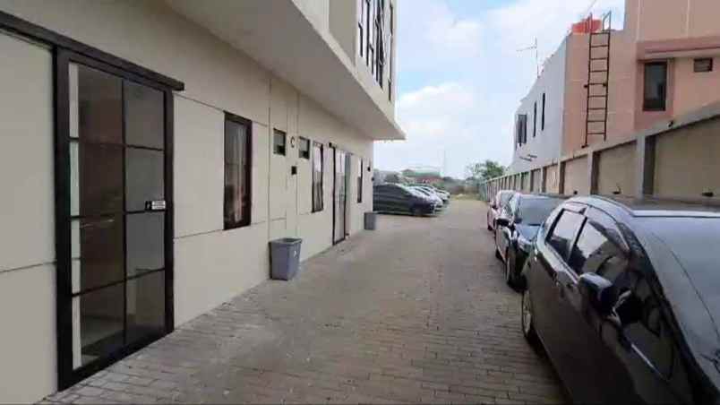 dijual kost karawang 18500