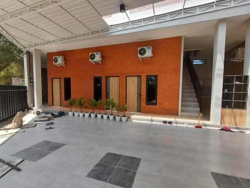 dijual kost plemburan