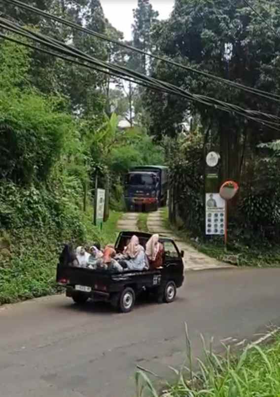 dijual lahan tanah bangunan akses sumarecon bogor