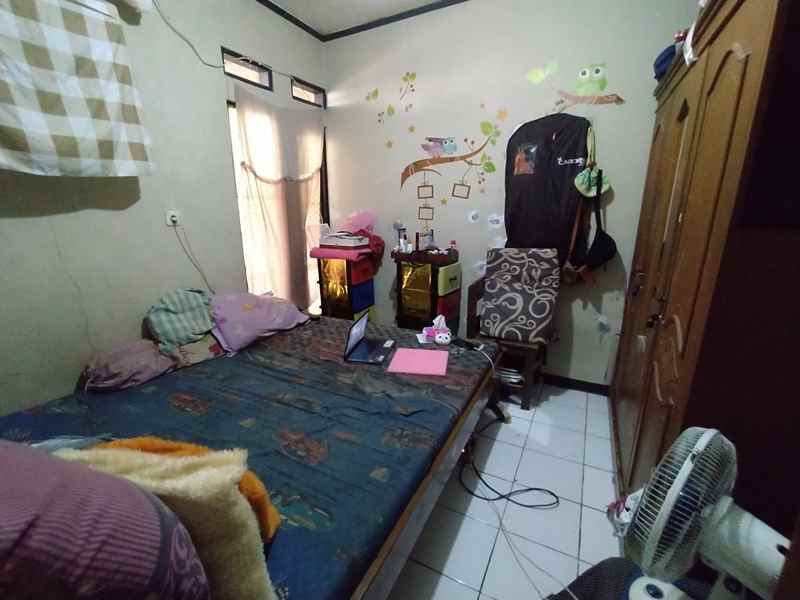 dijual ruko gudang kantor jalan kutilang bsi 2