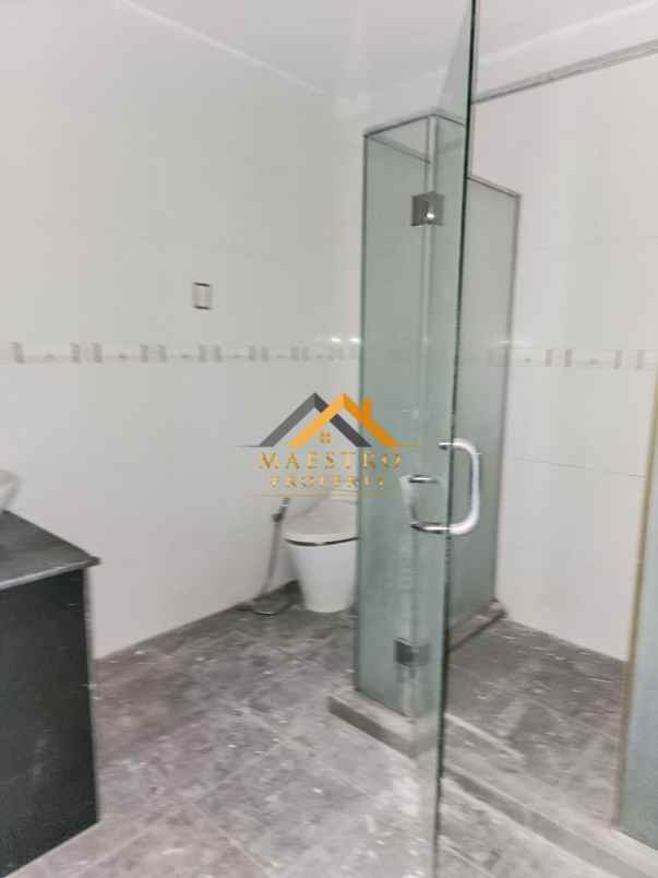 dijual ruko gudang kantor jalan pasar 3 krakatau medan