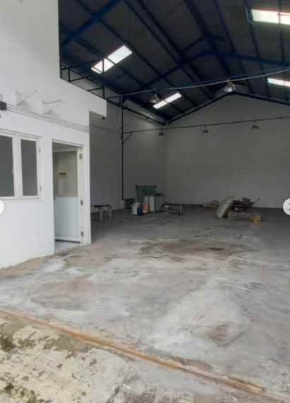 dijual ruko gudang kantor jalan pergudangan gununganyar