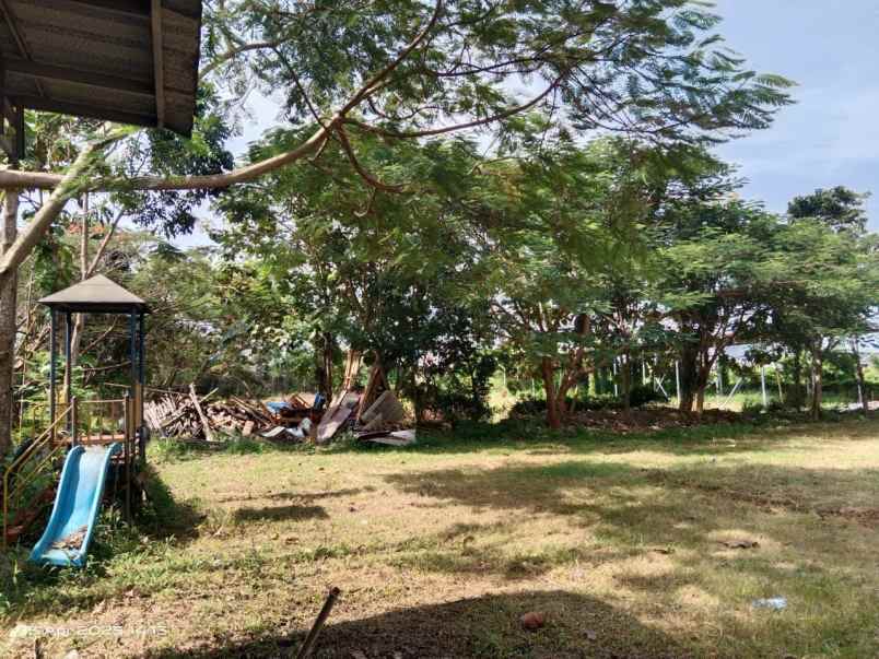 dijual ruko gudang kantor jalan raya cilamaya
