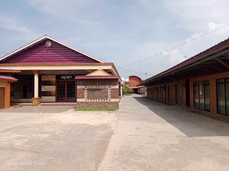 dijual ruko gudang kantor jalan raya cilamaya